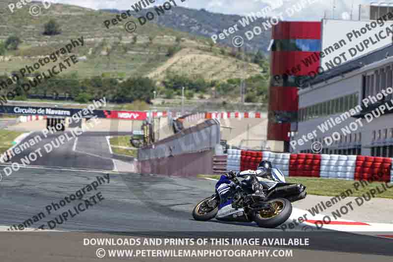 cadwell no limits trackday;cadwell park;cadwell park photographs;cadwell trackday photographs;enduro digital images;event digital images;eventdigitalimages;navarra;no limits trackdays;peter wileman photography;racing digital images;trackday digital images;trackday photos